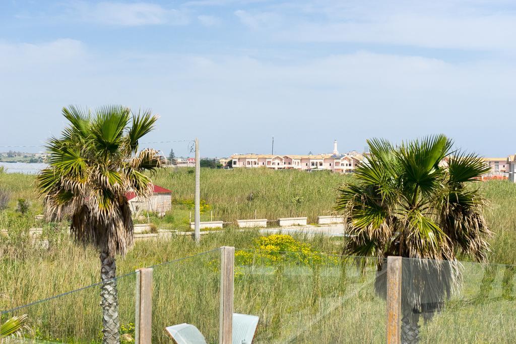 ホテル Lalena'S Garden Portopalo Di Capo Passero エクステリア 写真
