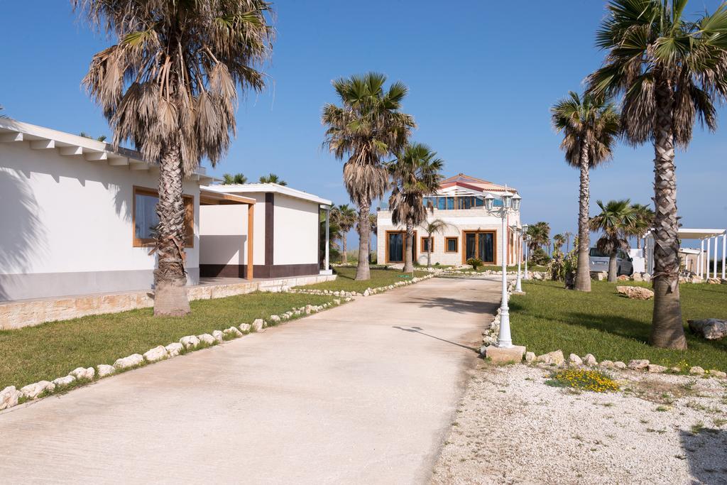 ホテル Lalena'S Garden Portopalo Di Capo Passero エクステリア 写真